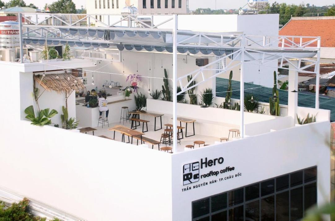 Hero Hostel & Billiards Châu Đốc Ngoại thất bức ảnh